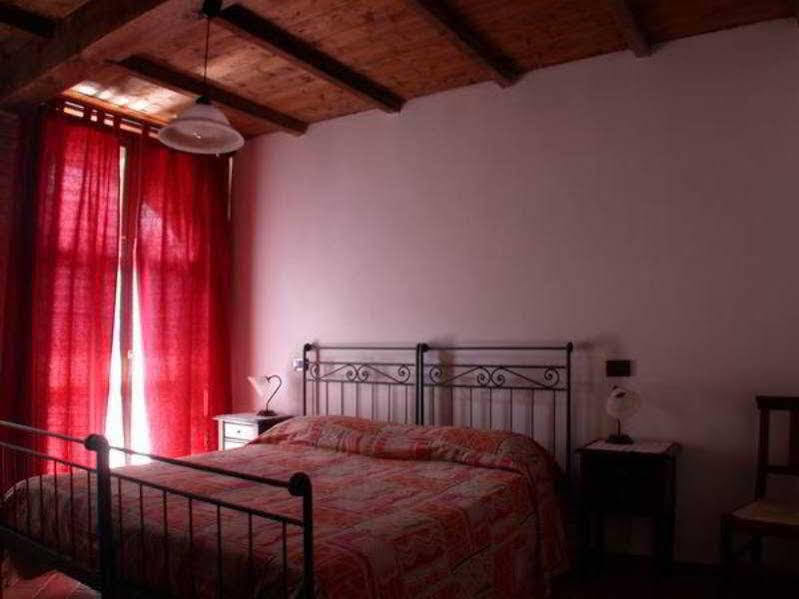 Cascina Caldera Casa de hóspedes Cantarana Exterior foto
