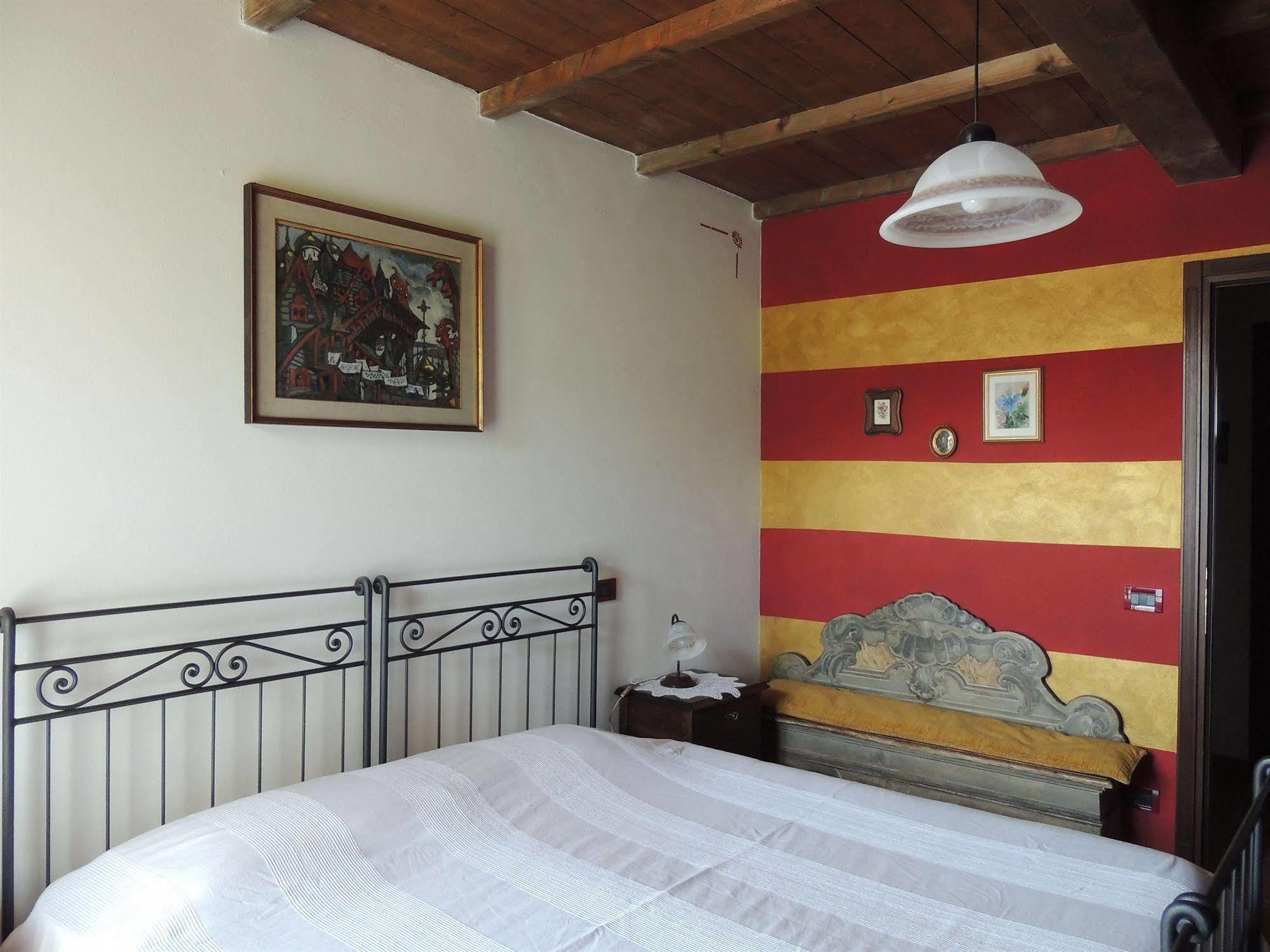 Cascina Caldera Casa de hóspedes Cantarana Exterior foto